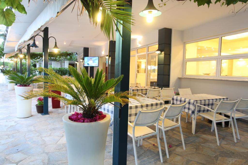 Hotel Alexandros Neoi Poroi Extérieur photo