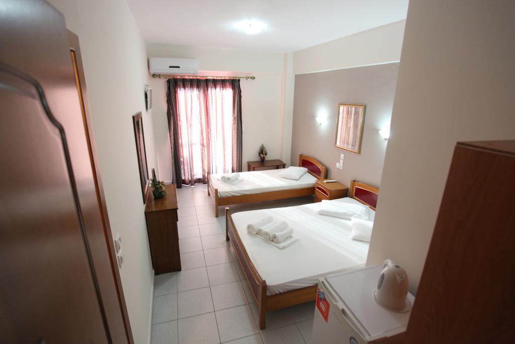 Hotel Alexandros Neoi Poroi Chambre photo