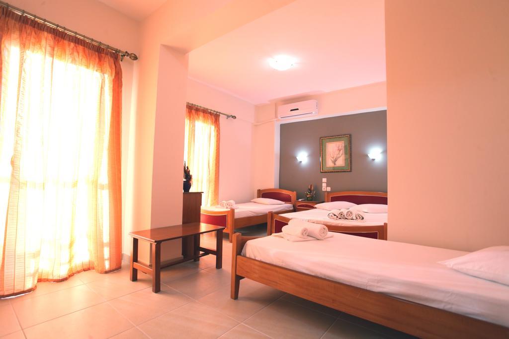 Hotel Alexandros Neoi Poroi Chambre photo